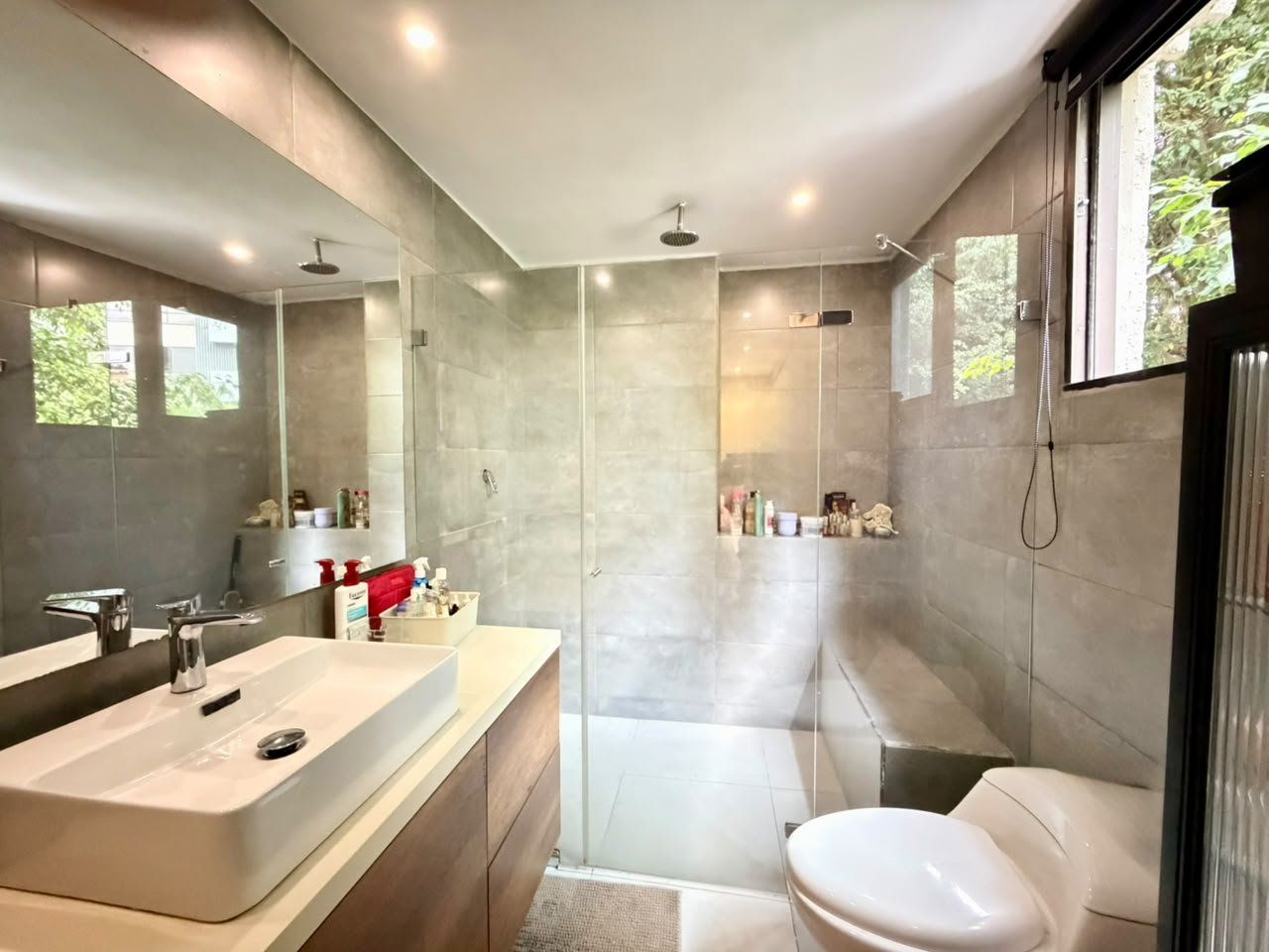 APARTAMENTO EN ARRIENDO UBICADO EN MEDELLÍN SECTOR POBLADO - 11