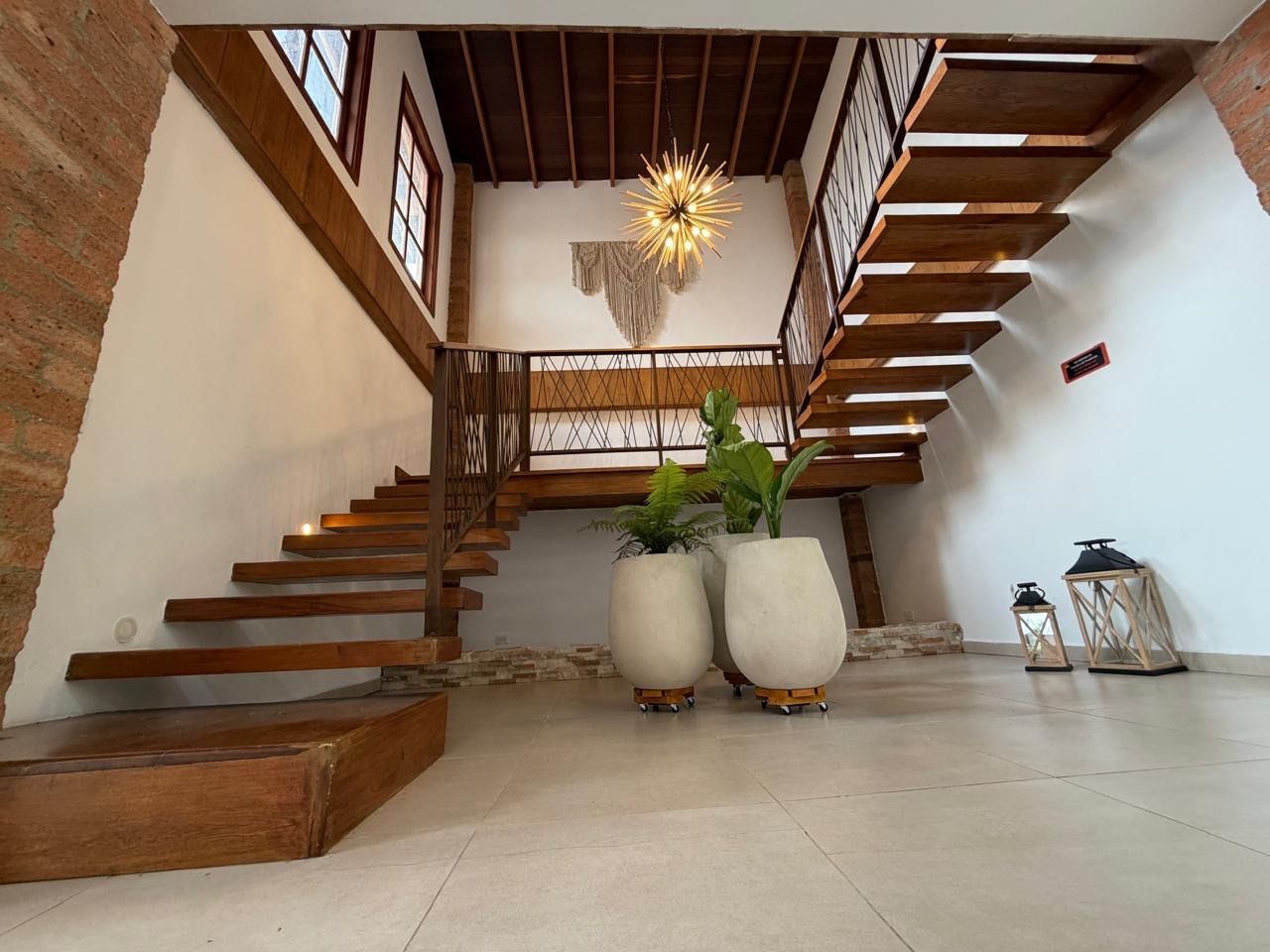 CASA EN ARRIENDO UBICADA EN EL ENVIGADO SECTOR ANTILLAS - 2