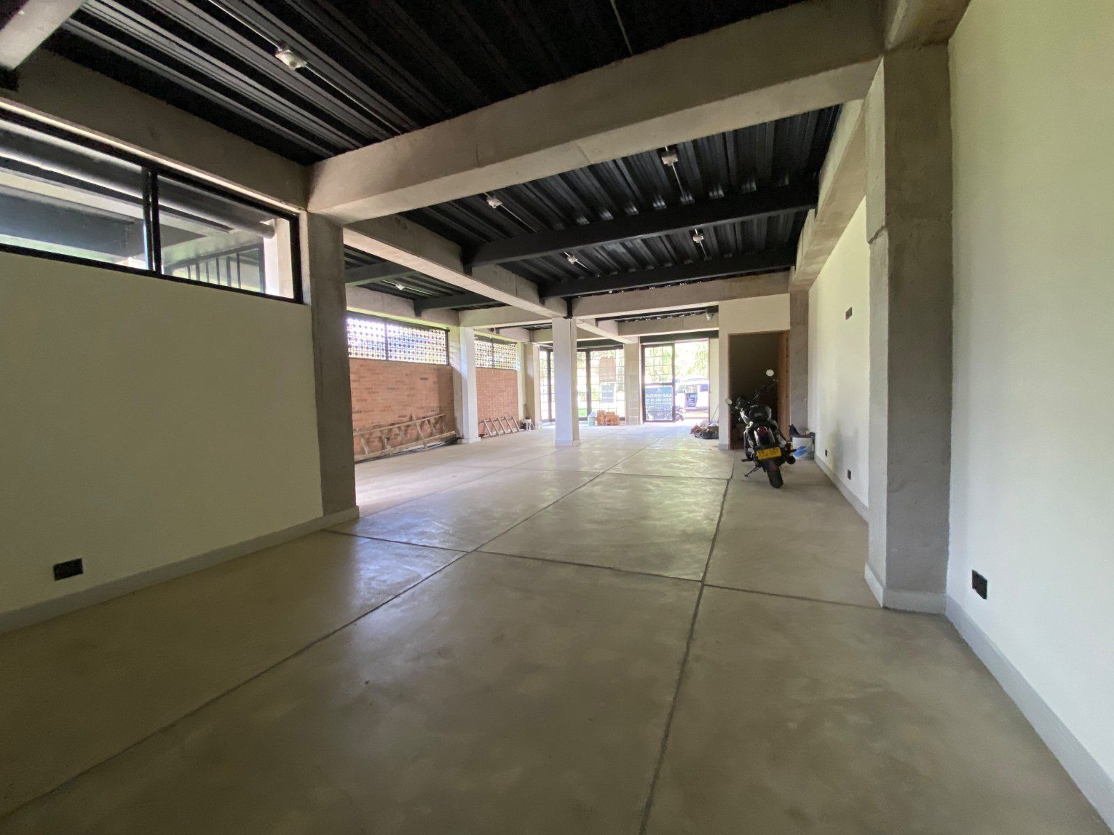 LOCAL EN ARRIENDO UBICADO EN LA CEJA SECTOR FATIMA - 3
