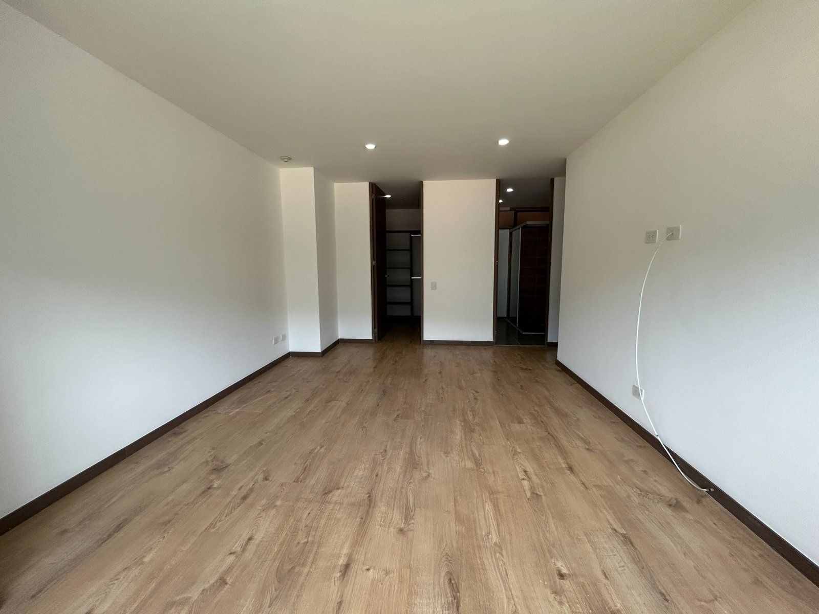 APARTAMENTO EN ARRIENDO UBICADO EN ENVIGADO SECTOR LOMA DEL ESCOBERO - 12