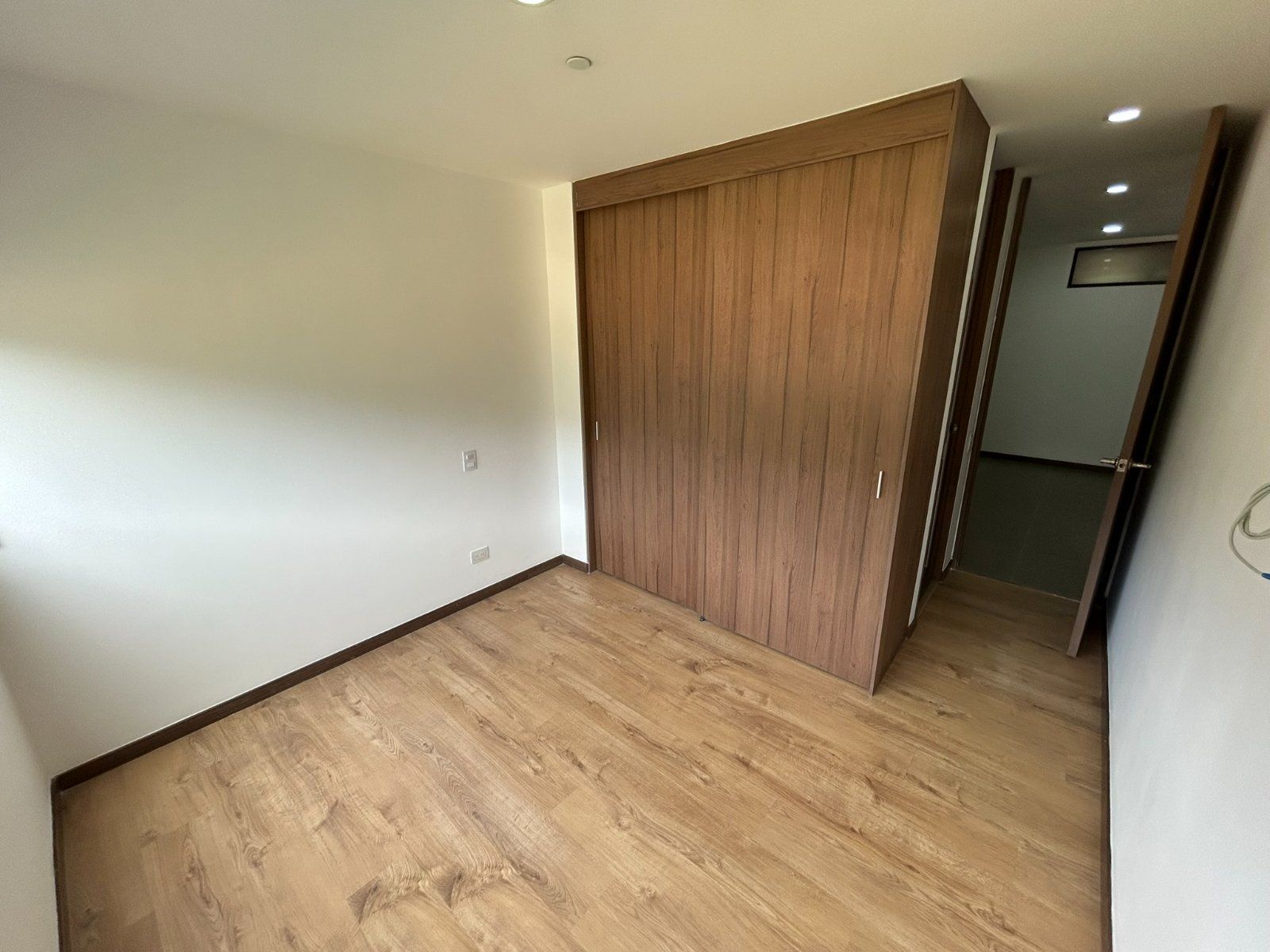 APARTAMENTO EN ARRIENDO UBICADO EN ENVIGADO SECTOR LOMA DEL ESCOBERO - 9