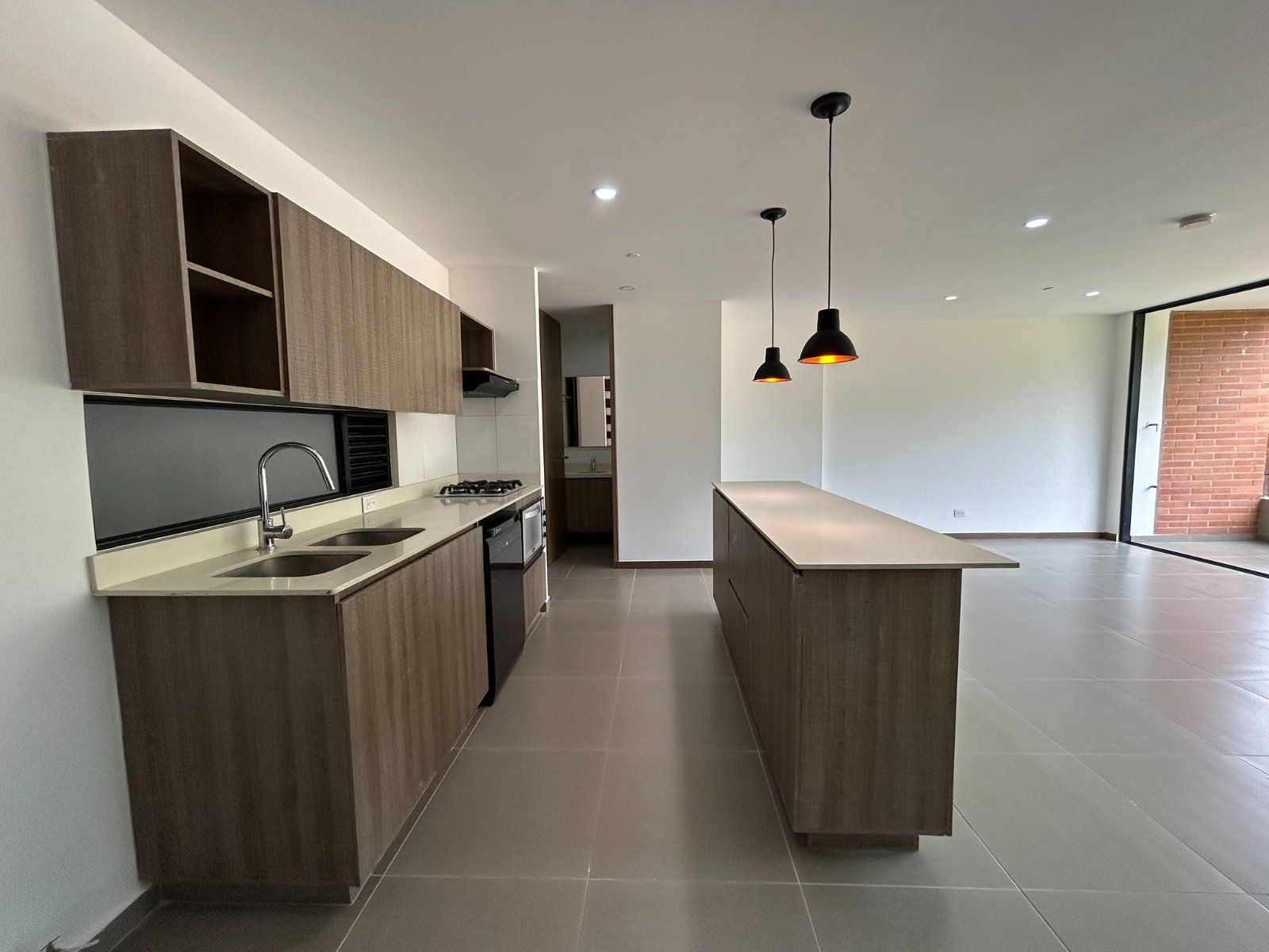 APARTAMENTO EN ARRIENDO UBICADO EN ENVIGADO SECTOR LOMA DEL ESCOBERO - 2