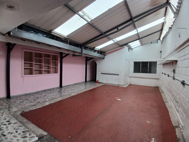 Local en arriendo ubicado en Medellín, sector Calasanz - 3