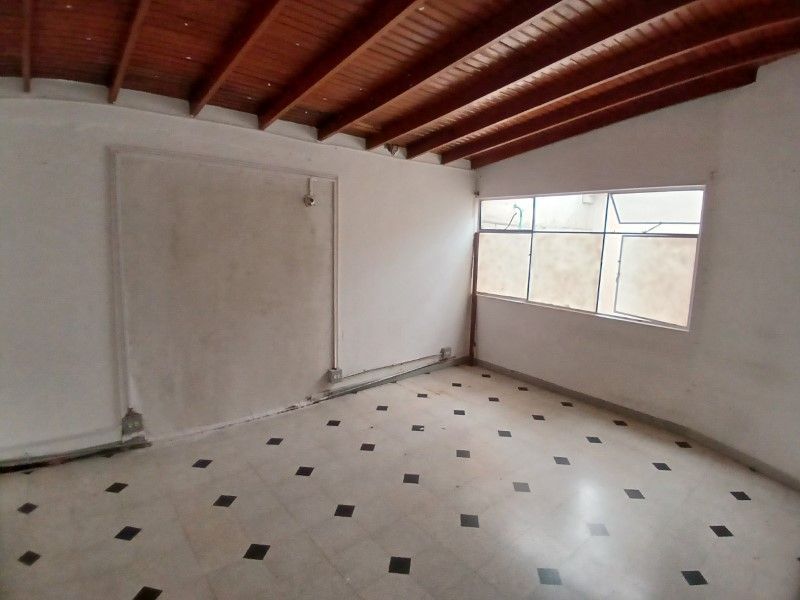 Local en arriendo ubicado en Medellín, sector Calasanz - 5