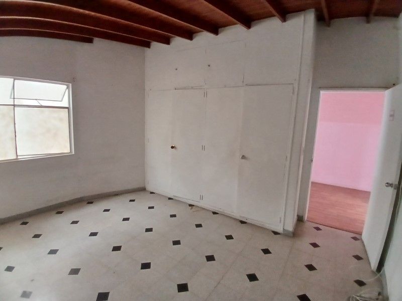 Local en arriendo ubicado en Medellín, sector Calasanz - 8