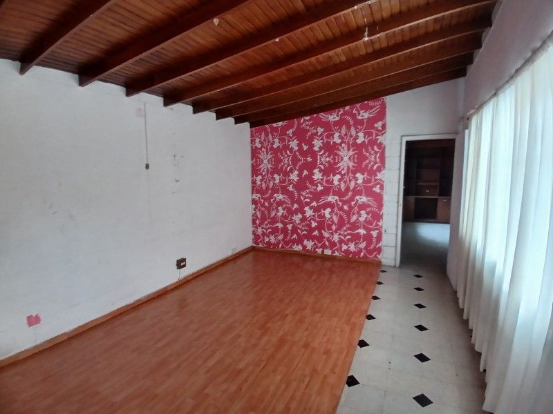 Local en arriendo ubicado en Medellín, sector Calasanz - 12