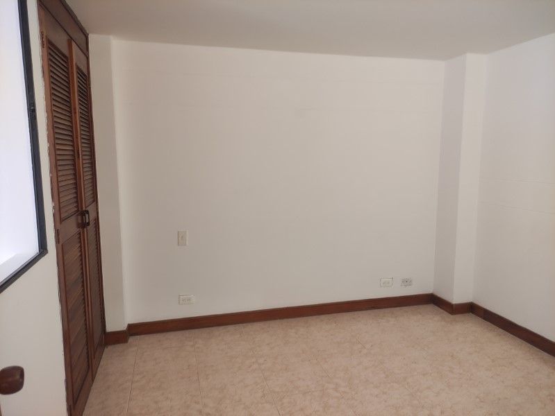 Casa en arriendo ubicada en Envigado, sector Loma de las Brujas - 17