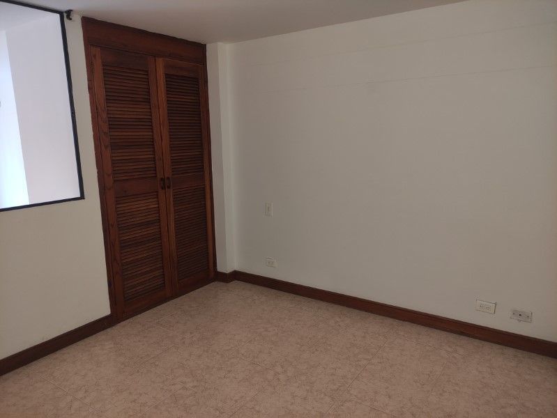 Casa en arriendo ubicada en Envigado, sector Loma de las Brujas - 19