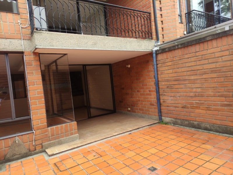 Casa en arriendo ubicada en Envigado, sector Loma de las Brujas - 22