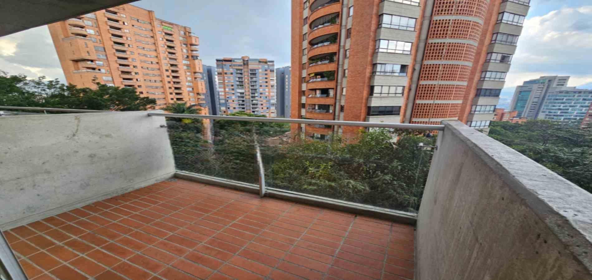 Apartamento en arriendo ubicado en Medellín, sector Loma de los Balsos - 19