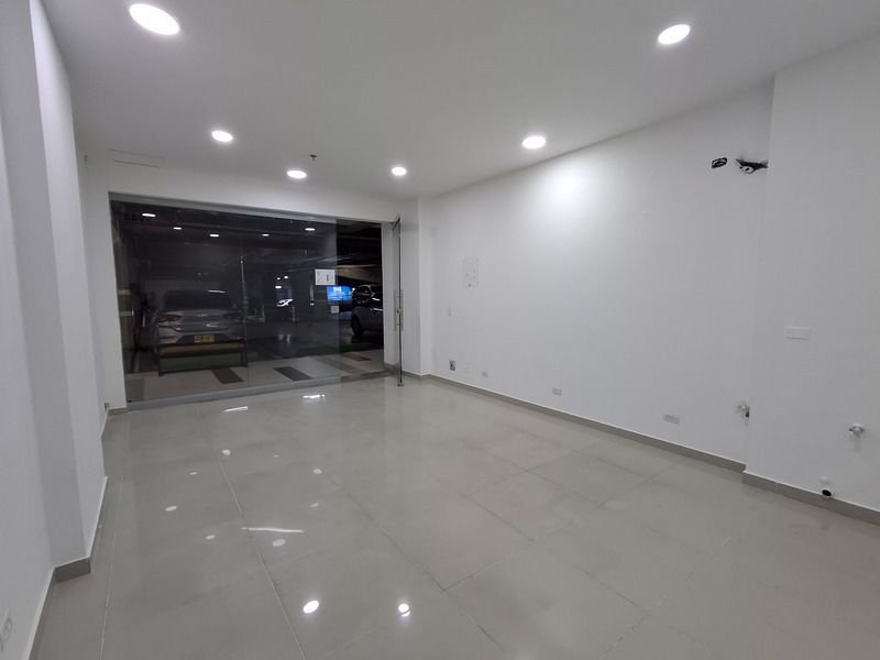Local en arriendo ubicado en Medellín, sector Doble Calzada Palmas - 2