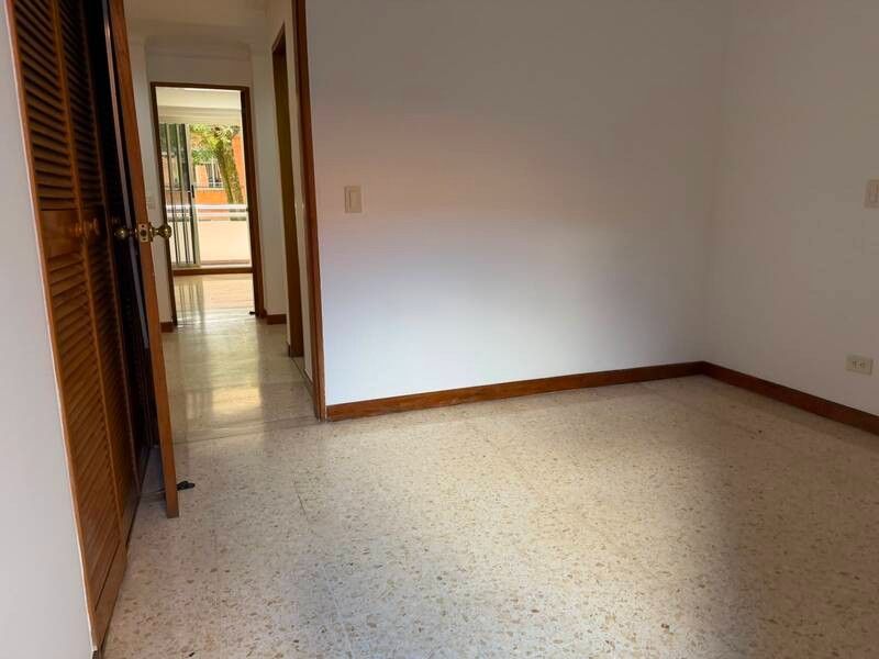 APARTAMENTO EN VENTA UBICADO EN MEDELLIN SECTOR LAURELES - 10