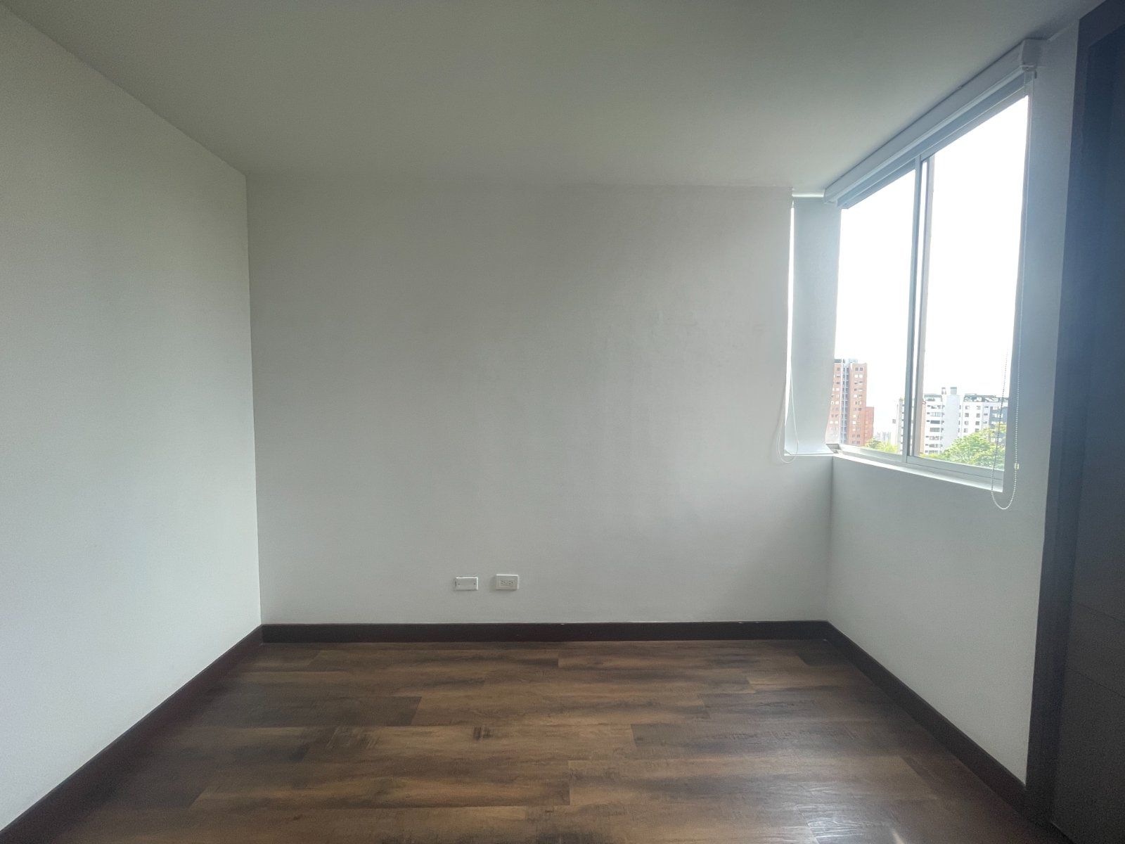 APARTAMENTO EN VENTA UBICADO EN ENVIGADO SECTOR LOMA DEL ESMERALDAL - 12