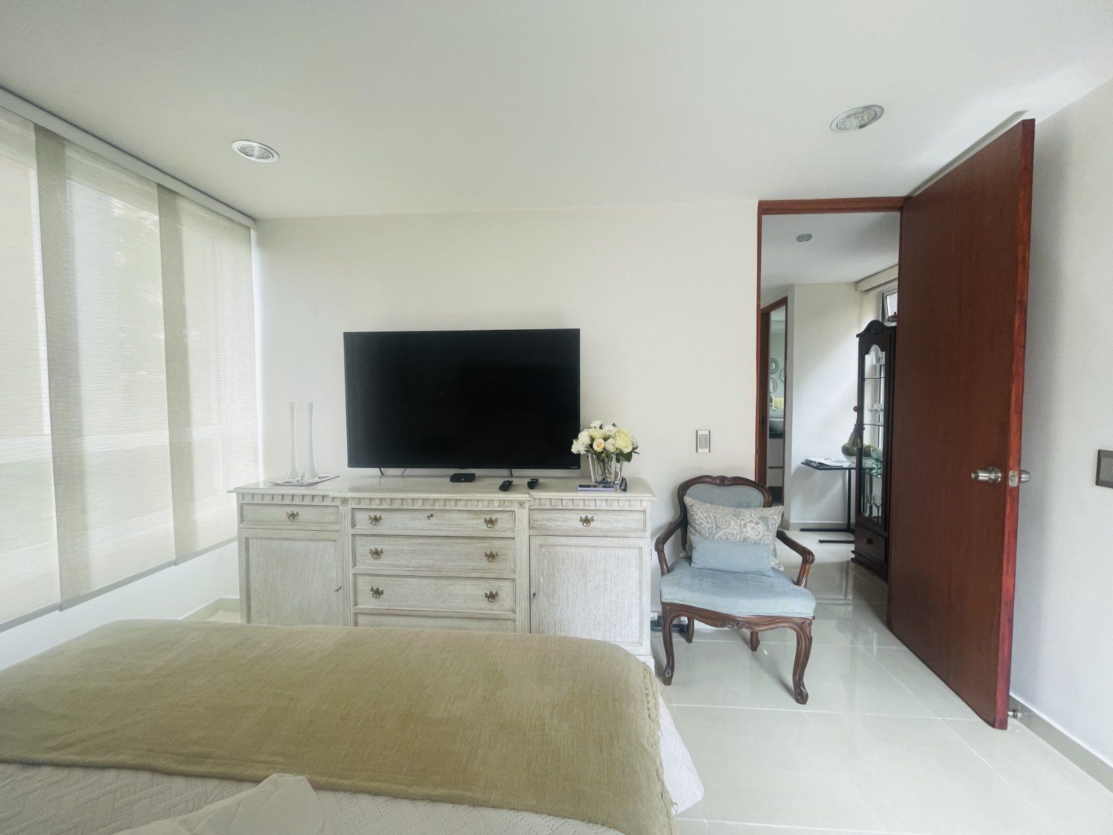 APARTAMENTO EN VENTA UBICADO EN MEDELLÍN SECTOR POBLADO - 10