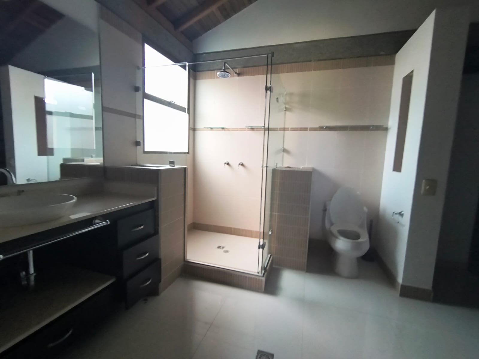 CASA EN ARRIENDO UBICADA EN EL RETIRO - 11