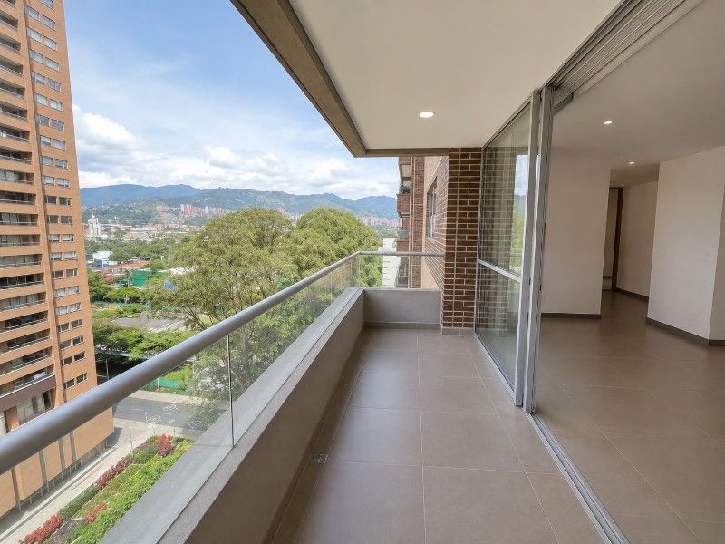 APARTAMENTO EN ARRIENDO UBICADO EN EL POBLADO SECTOR CIUDAD DEL RÍO - 11