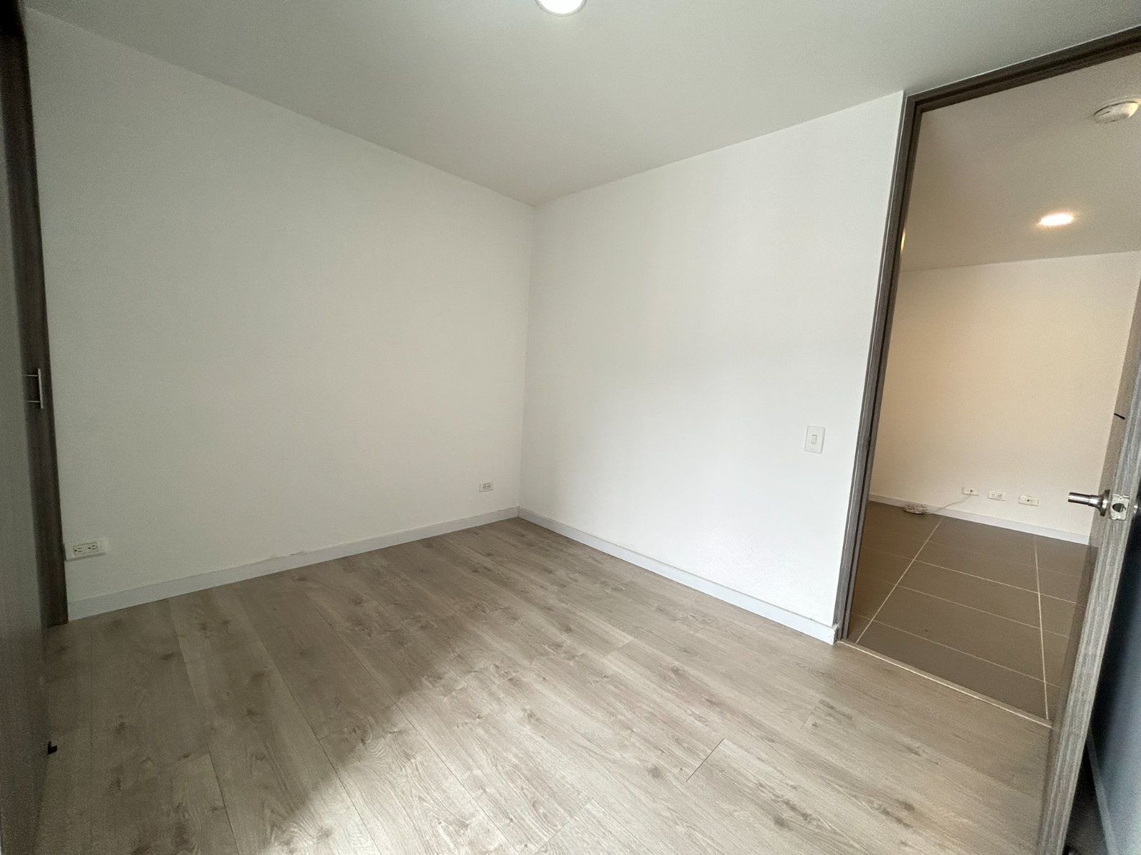APARTAMENTO EN ARRIENDO UBICADO ENVIGADO SECTOR LOMA CUMBRES - 10