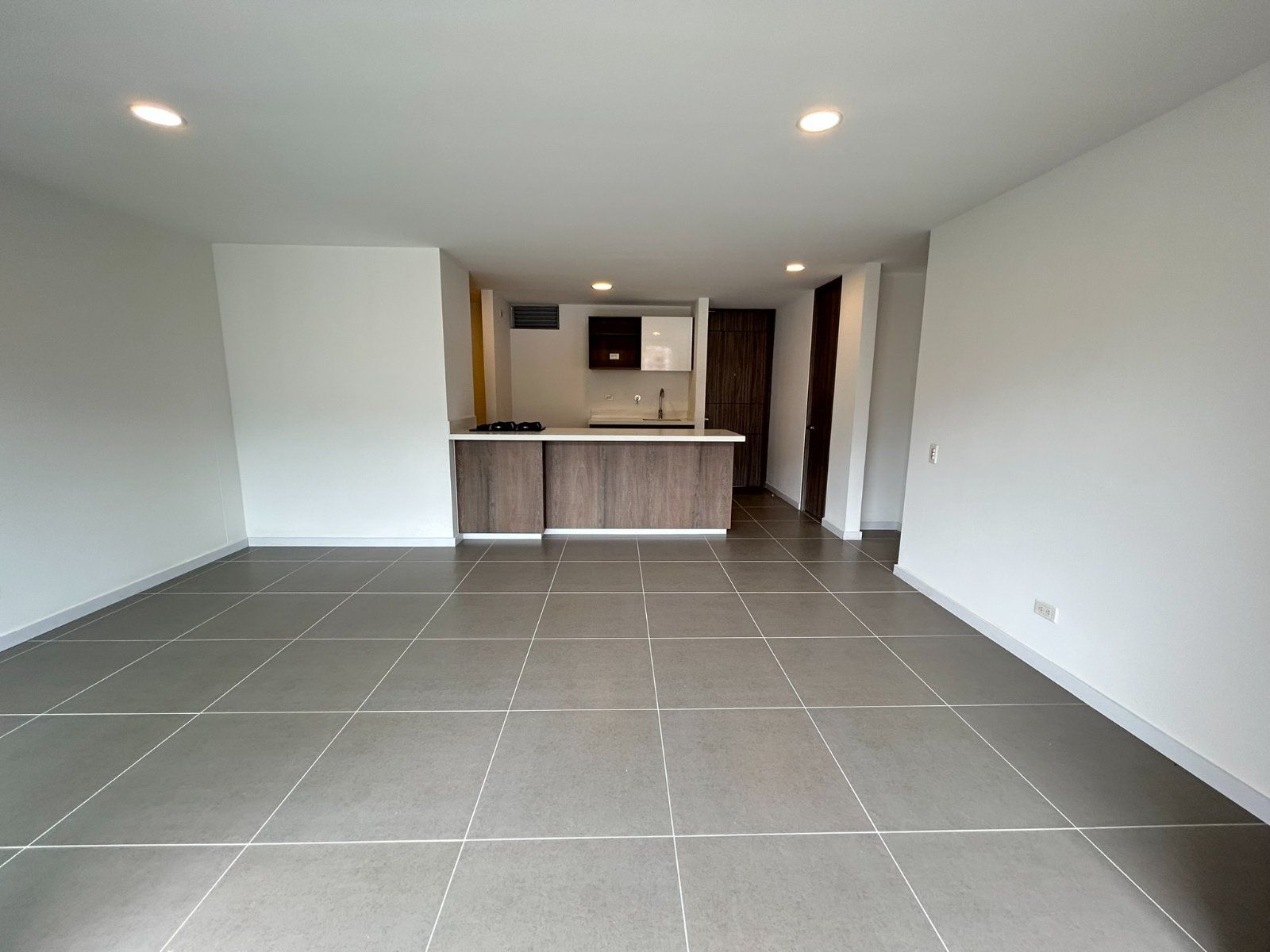 APARTAMENTO EN ARRIENDO UBICADO ENVIGADO SECTOR LOMA CUMBRES - 7