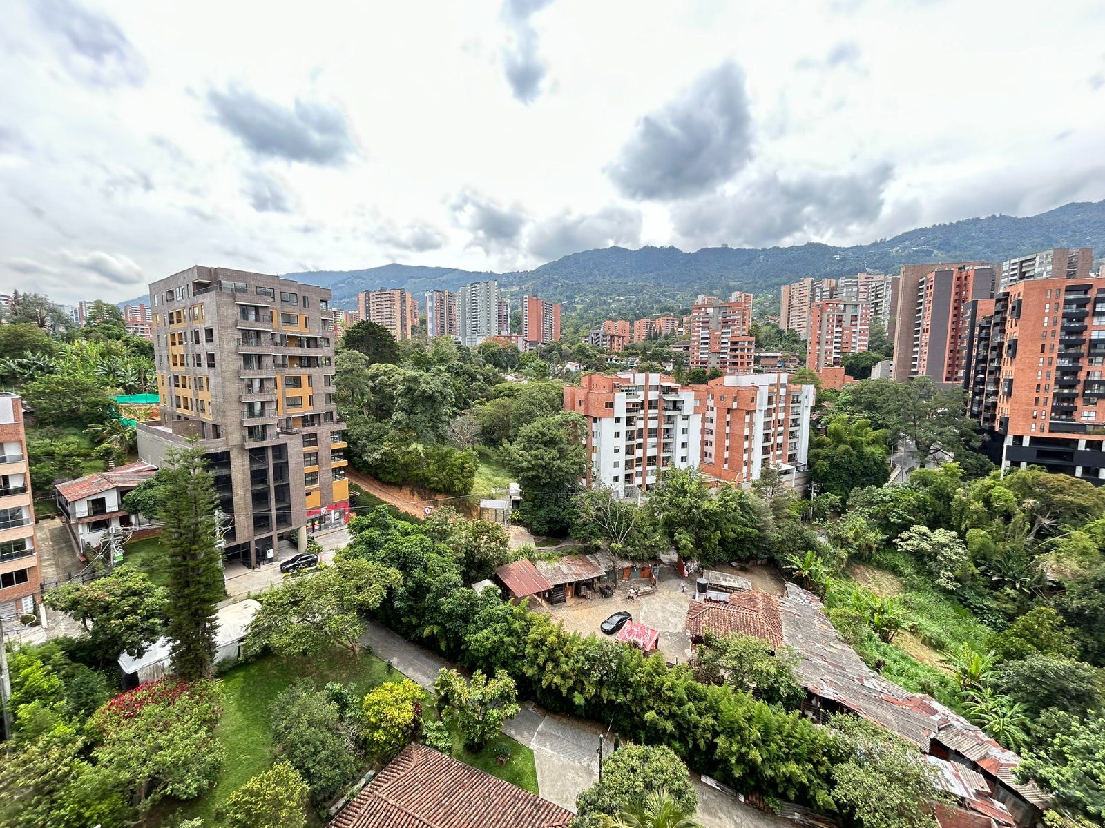 APARTAMENTO EN ARRIENDO UBICADO ENVIGADO SECTOR LOMA CUMBRES - 19