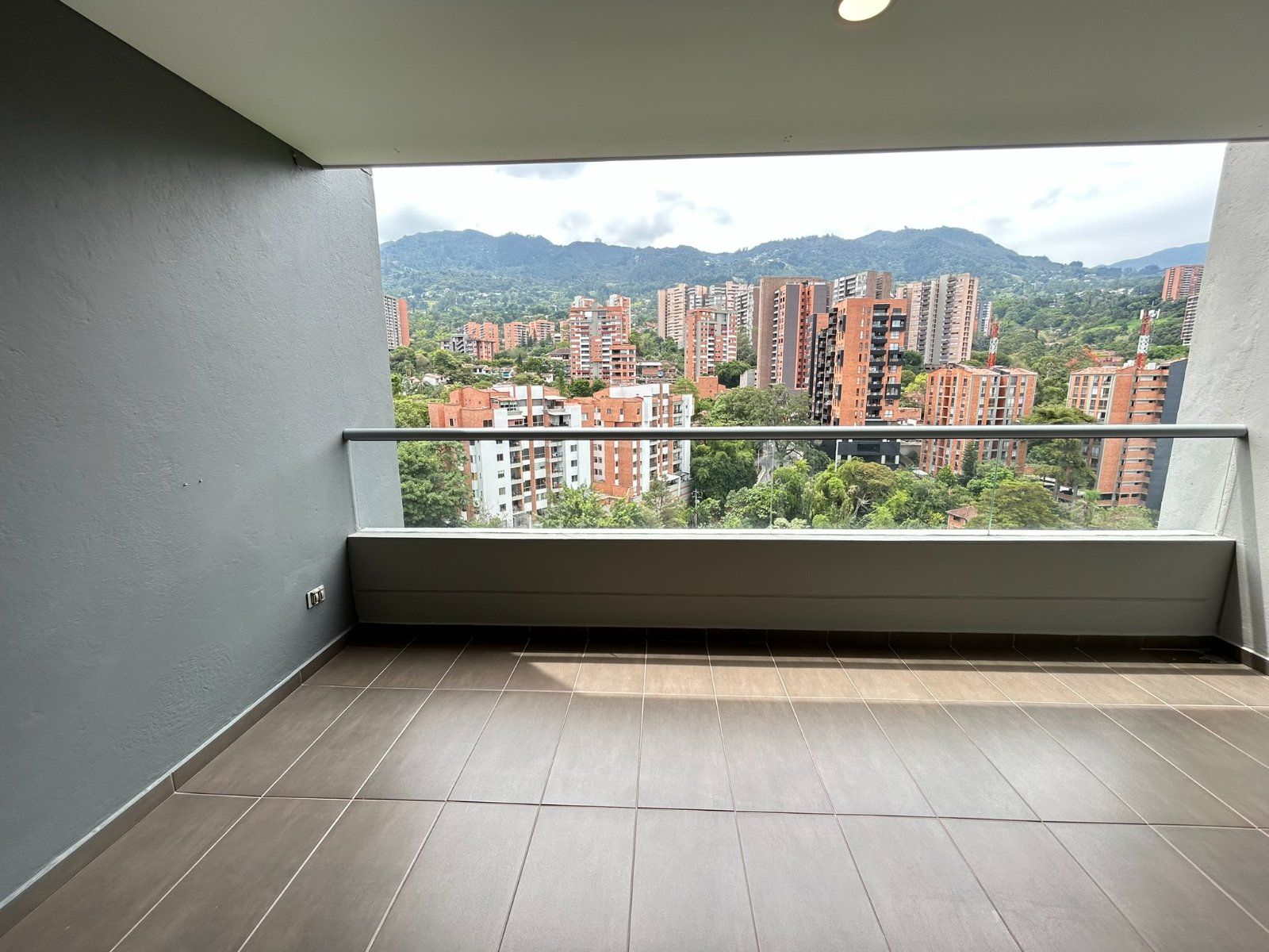 APARTAMENTO EN ARRIENDO UBICADO ENVIGADO SECTOR LOMA CUMBRES - 17