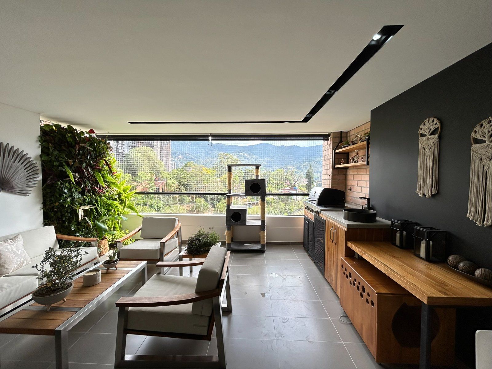 APARTAMENTO EN ARRIENDO UBICADO ENVIGADO SECTOR LOMA DE LAS BRUJAS - 4