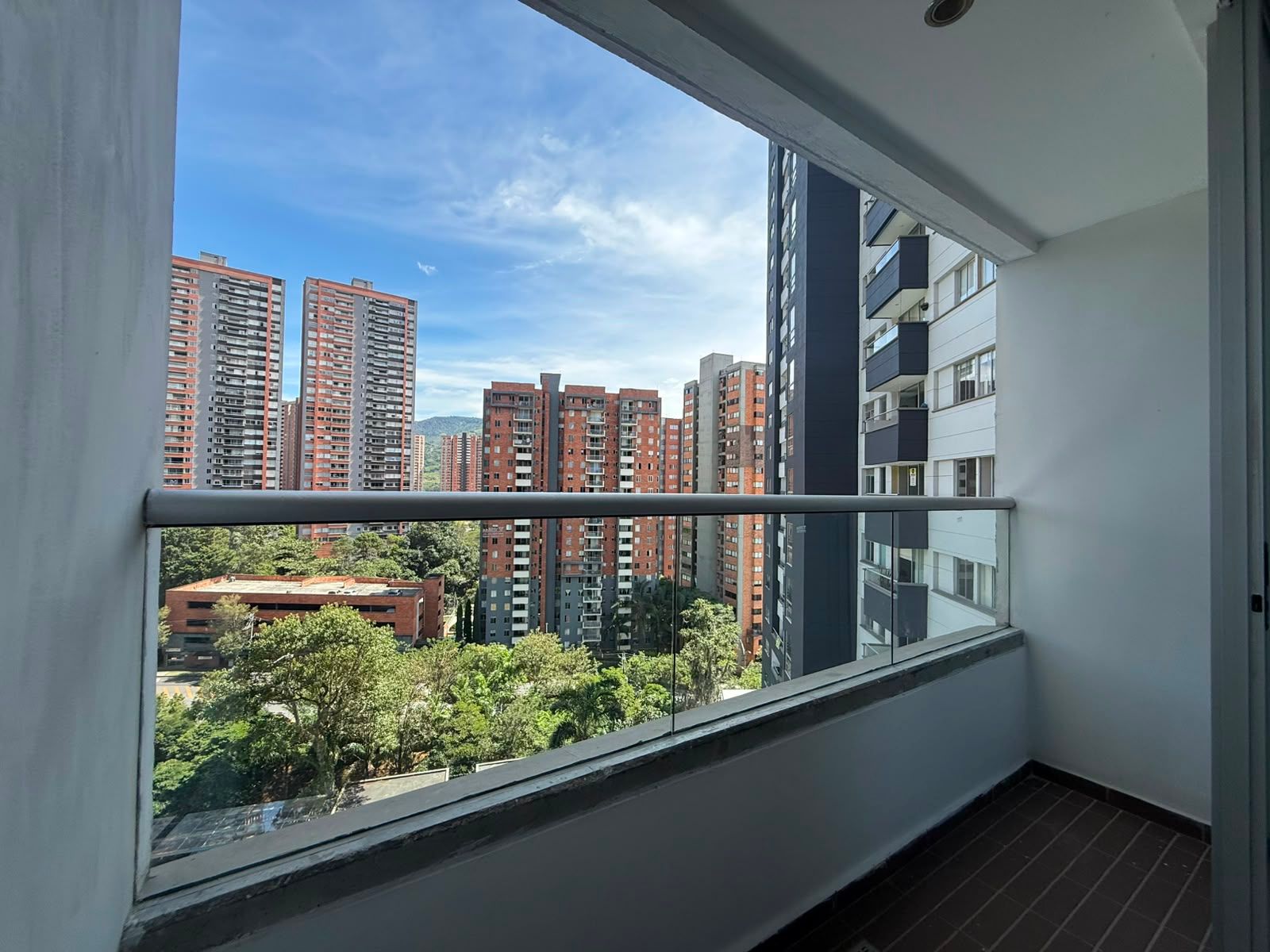 APARTAMENTO EN ARRIENDO UBICADO EN ITAGÜÍ SECTOR EL ENCANTO - 12
