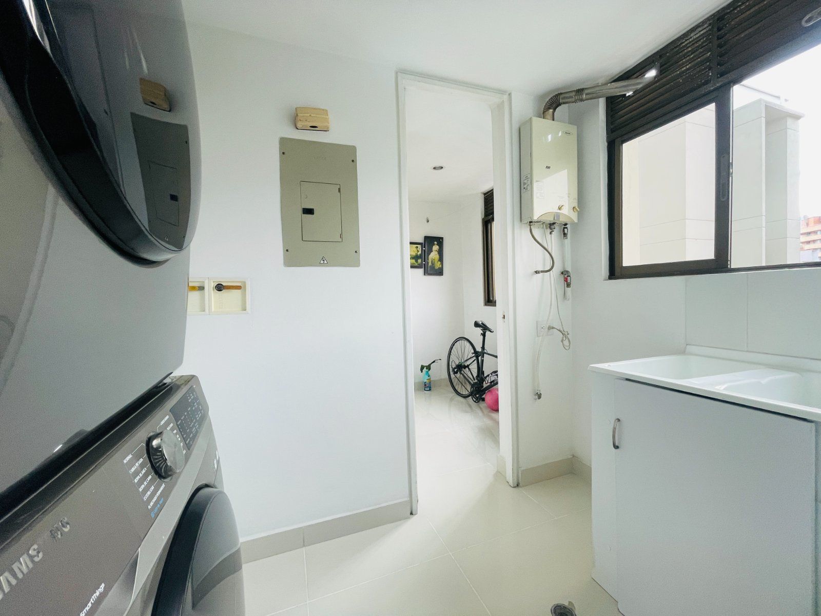 APARTAMENTO EN VENTA UBICADO EN MEDELLIN SECTOR LAURELES - 19