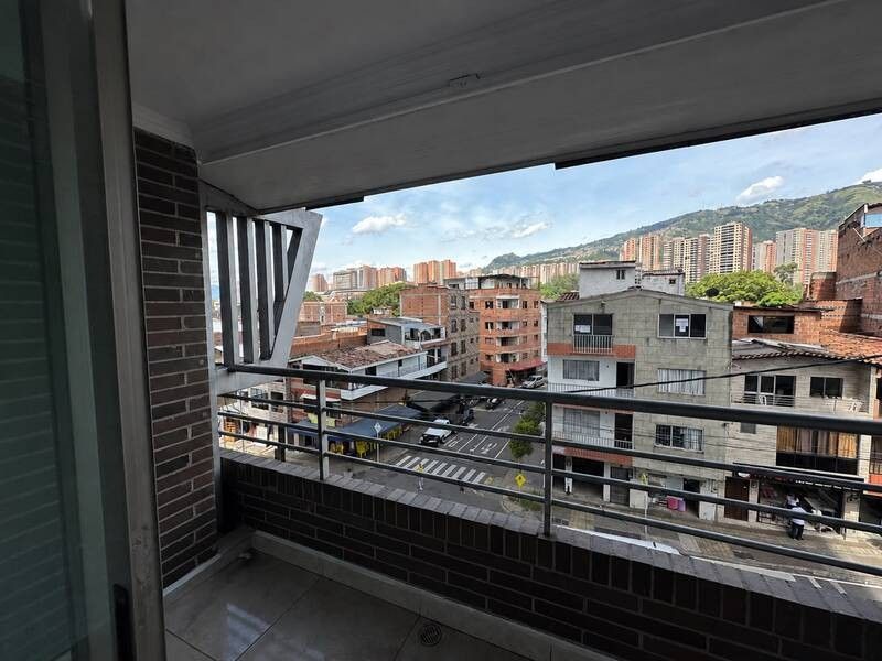 APARTAMENTO EN ARRIENDO UBICADO EN BELLO SECTOR MANCHESTER - 13