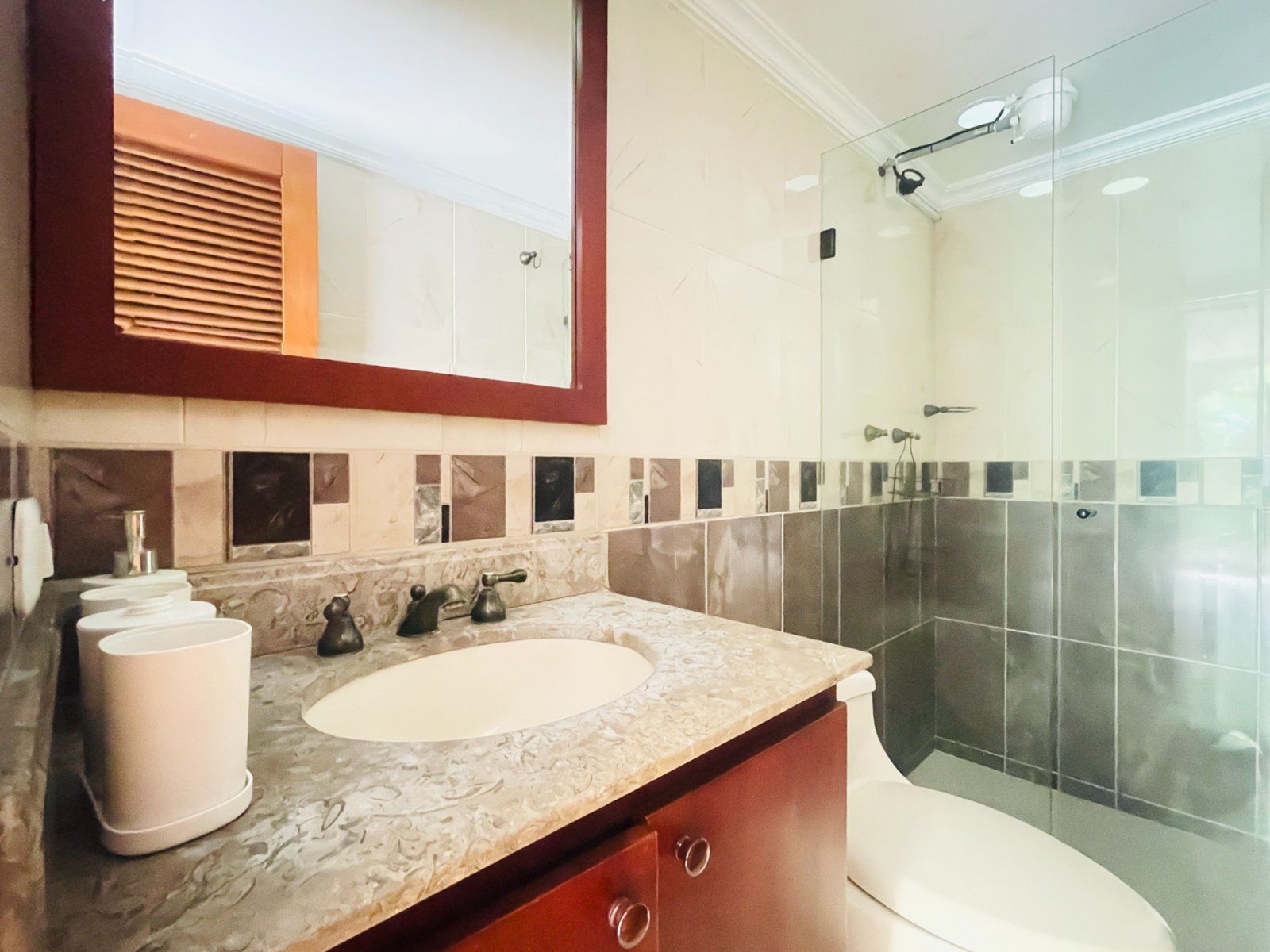 APARTAMENTO EN VENTA UBICADO EN MEDELLÍN SECTOR POBLADO - 13