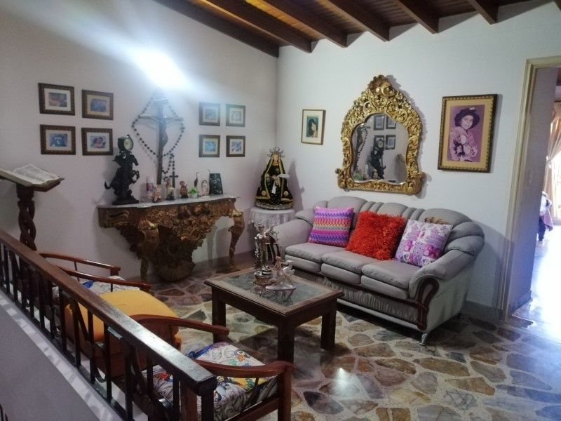 Casa en arriendo ubicada en Medellín, sector La Castellana - 12