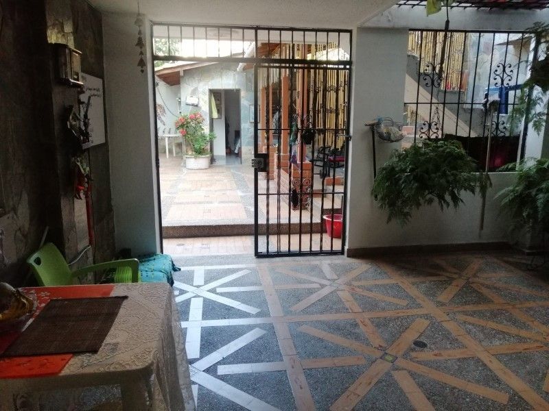 Casa en arriendo ubicada en Medellín, sector La Castellana - 17
