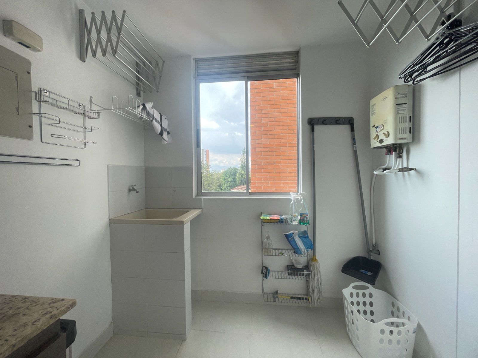 APARTAMENTO EN VENTA UBICADO EN ENVIGADO SECTOR LOMA DEL ESMERALDAL - 16