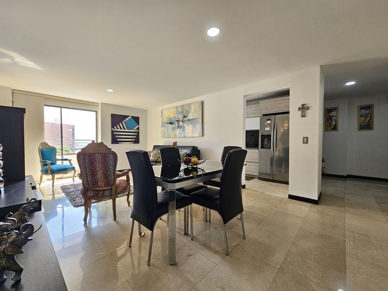 Apartamento en arriendo ubicado en Medellín, sector Laureles - 2