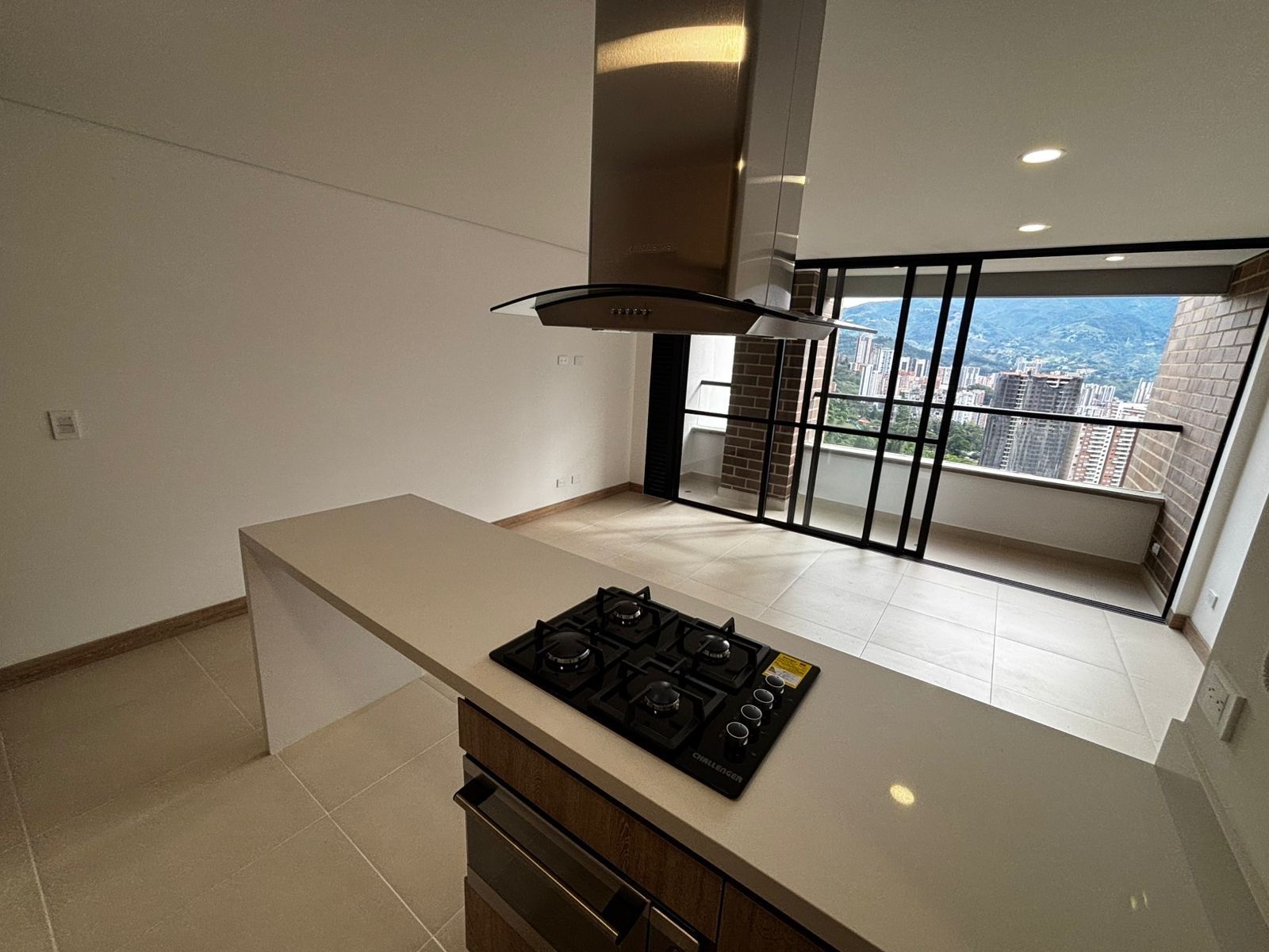 APARTAMENTO EN ARRIENDO UBICADO ENVIGADO SECTOR LA CUENCA - 3