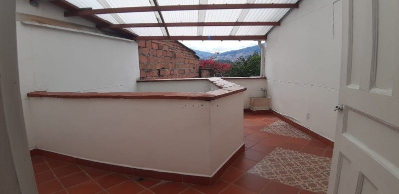 Casa en arriendo ubicada en Medellín, sector Prado - 13