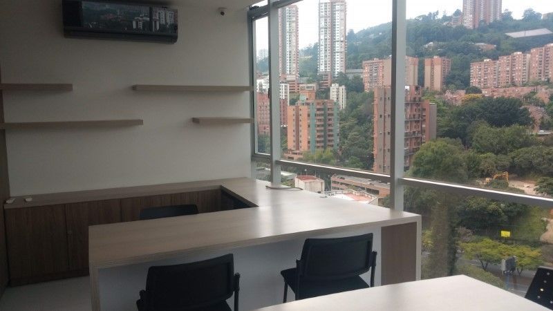 Oficina en arriendo ubicada en Medellín, sector Manila - 15