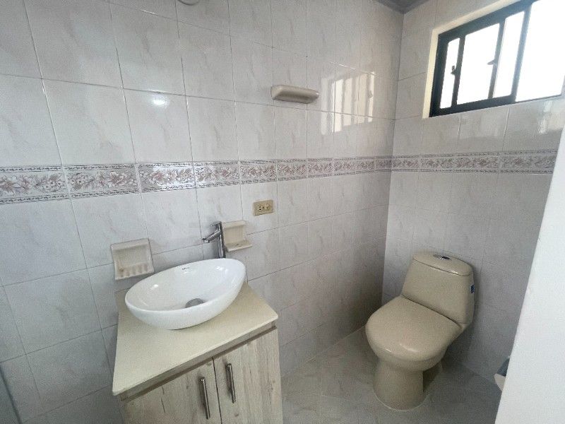 CASA EN ARRIENDO UBICADO EN MEDELLIN SECTOR SIMON BOLIVAR - 16