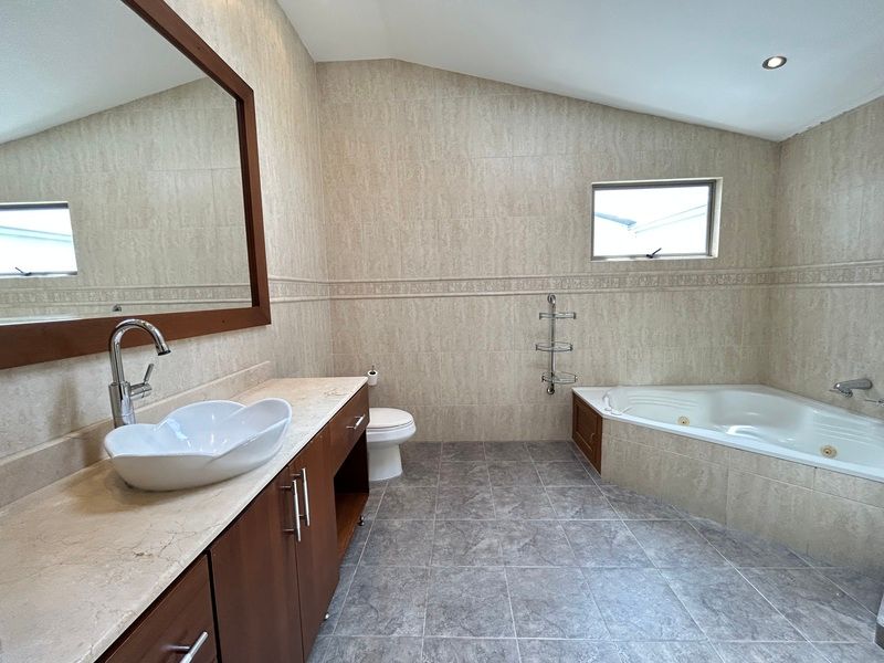 APARTAMENTO EN ARRIENDO UBICADO EN ENVIGADO SECTOR LOMA DEL ATRAVESADO - 16