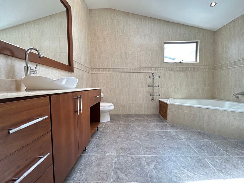 APARTAMENTO EN ARRIENDO UBICADO EN ENVIGADO SECTOR LOMA DEL ATRAVESADO - 17