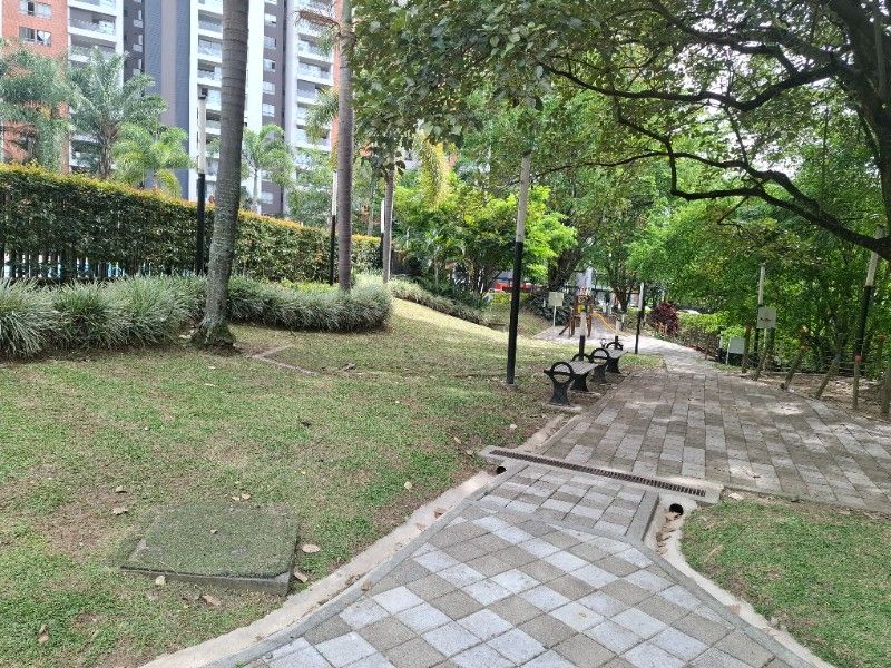 APARTAMENTO EN VENTA UBICADO EN MEDELLIN SECTOR LOMA DE LOS BERNAL - 17
