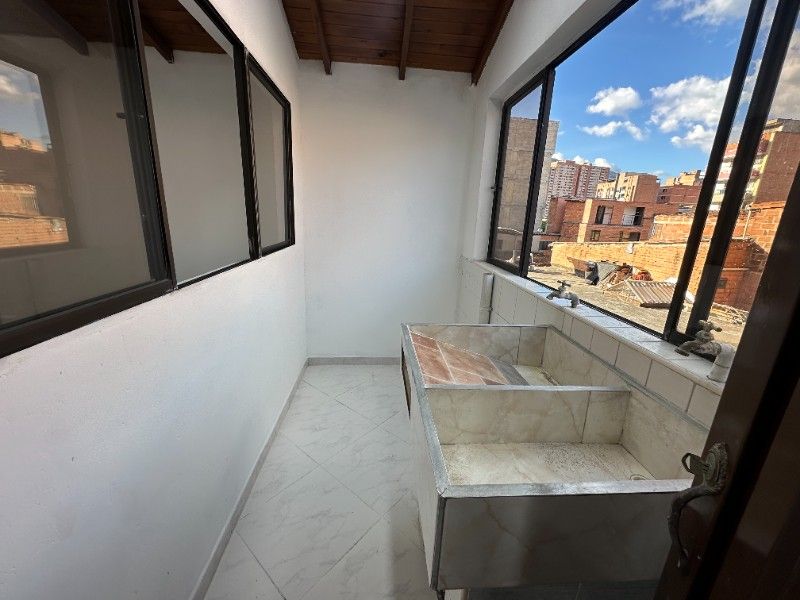 CASA EN ARRIENDO UBICADA EN BELLO SECTOR OBREO - 17