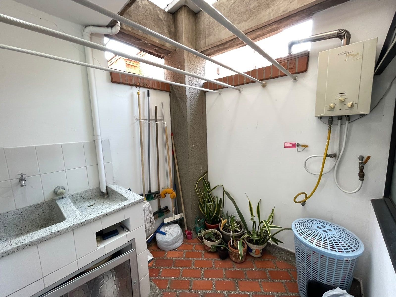 APARTAMENTO EN ARRIENDO UBICADO MEDELLÍN SECTOR LAURELES - 14