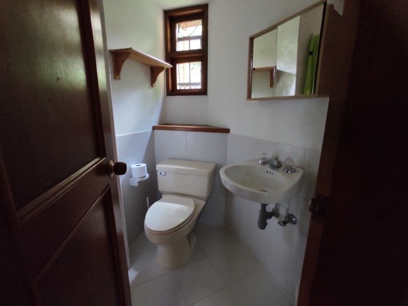 Casa en arriendo ubicada en Envigado, sector Loma del Escobero - 3