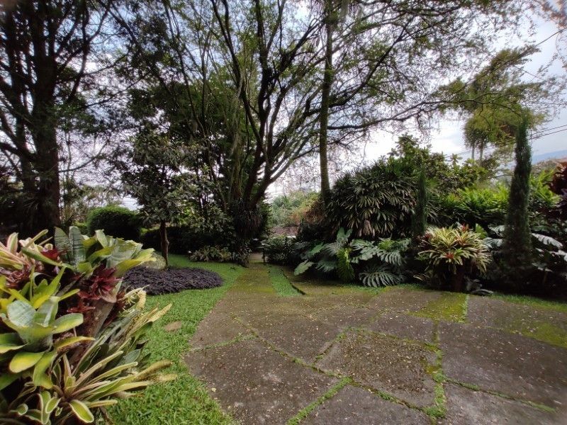 Casa en arriendo ubicada en Envigado, sector Loma del Escobero - 13