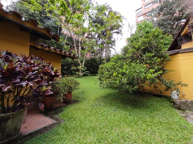Casa en arriendo ubicada en Envigado, sector Loma del Escobero - 25