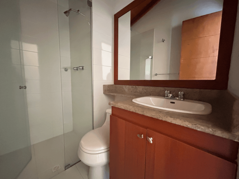 APARTAMENTO EN ARRIENDO UBICADO EN ENVIGADO SECTOR LOMA DEL ATRAVESADO - 18