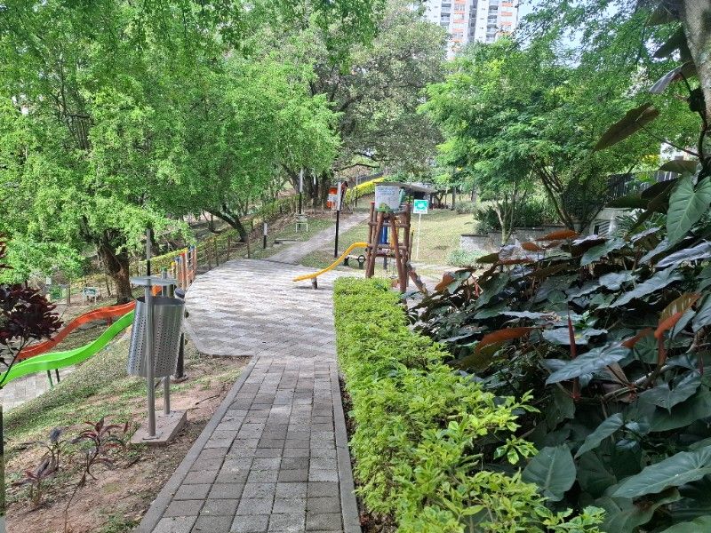 APARTAMENTO EN VENTA UBICADO EN MEDELLIN SECTOR LOMA DE LOS BERNAL - 18