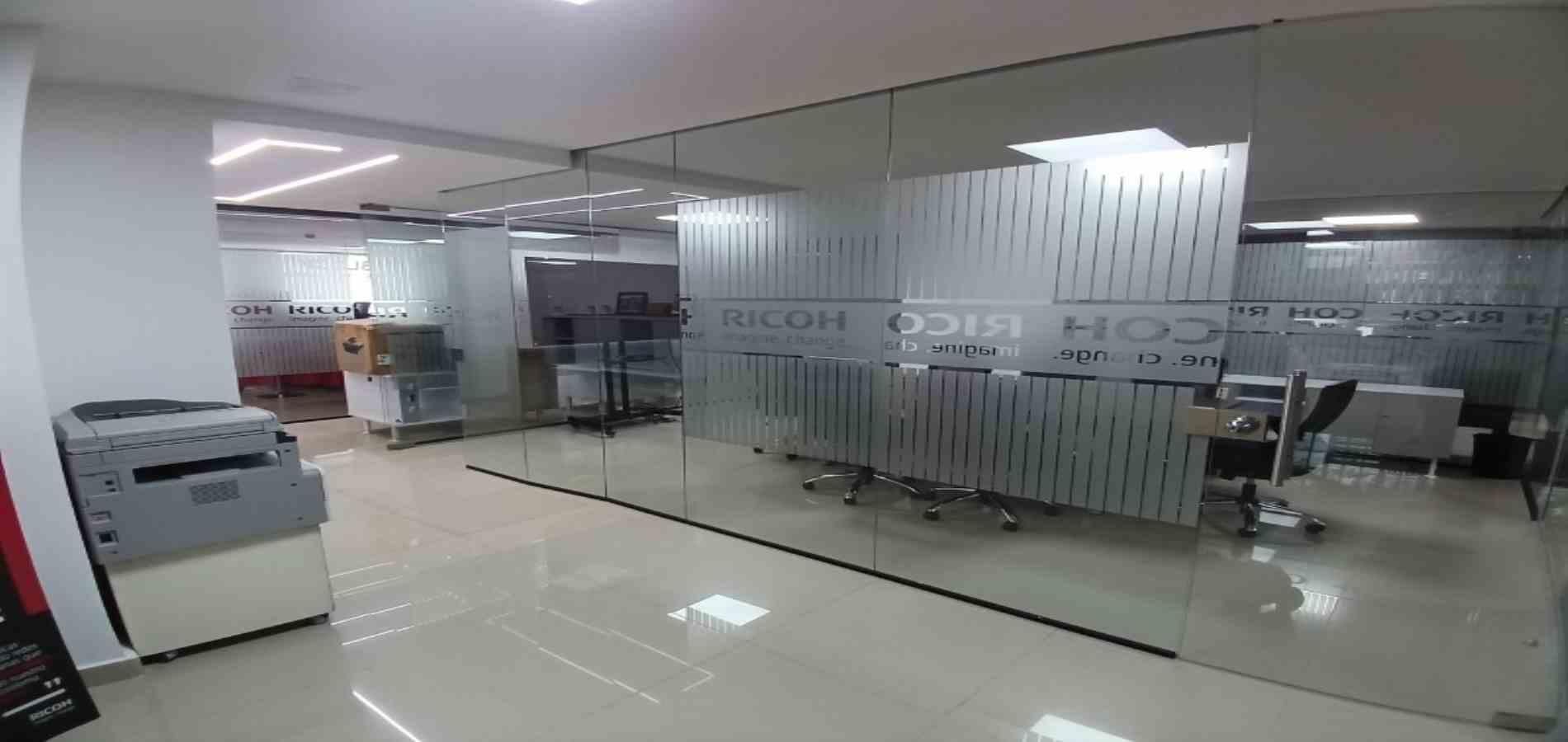 Oficina en arriendo ubicada en Medellín, sector Estadio - 2