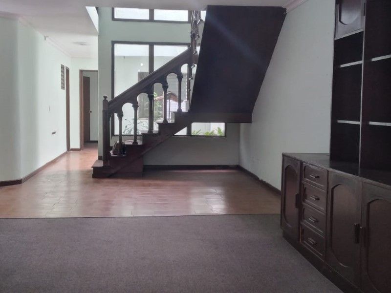 Casa en arriendo ubicada en Medellín, sector Rosales - 12