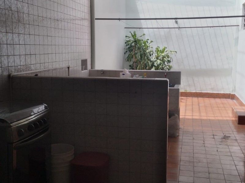 Casa en arriendo ubicada en Medellín, sector Rosales - 13